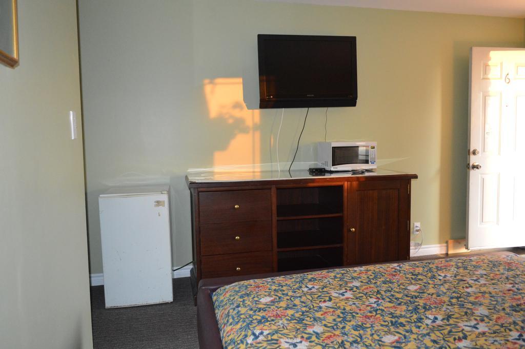 Kitchener Motel Exteriör bild