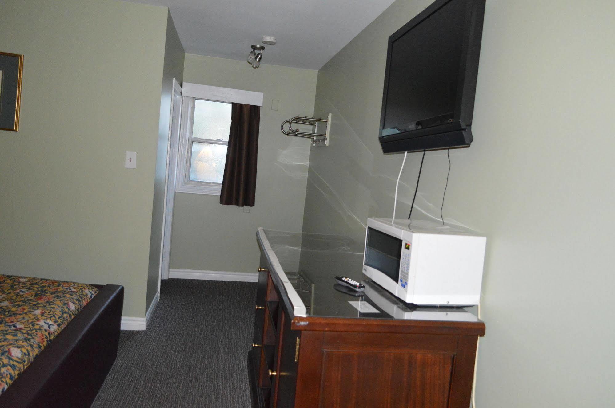 Kitchener Motel Exteriör bild