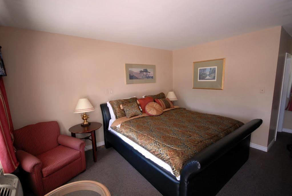 Kitchener Motel Exteriör bild
