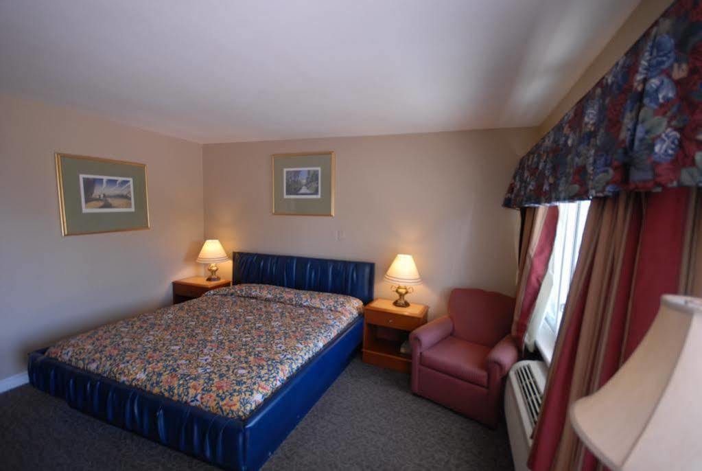 Kitchener Motel Exteriör bild